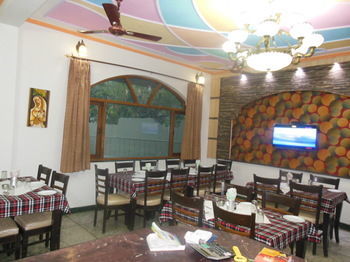Hotel Taj Plaza
