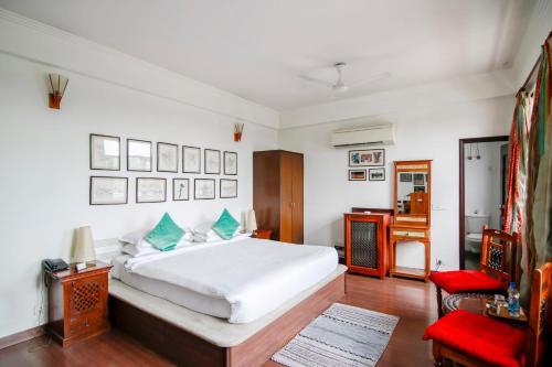 Hotel Shanti Home