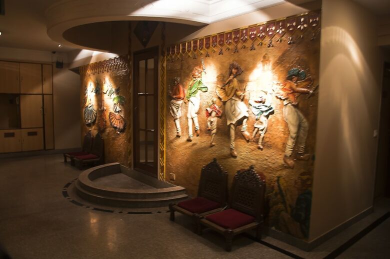 Hotel Swati Deluxe