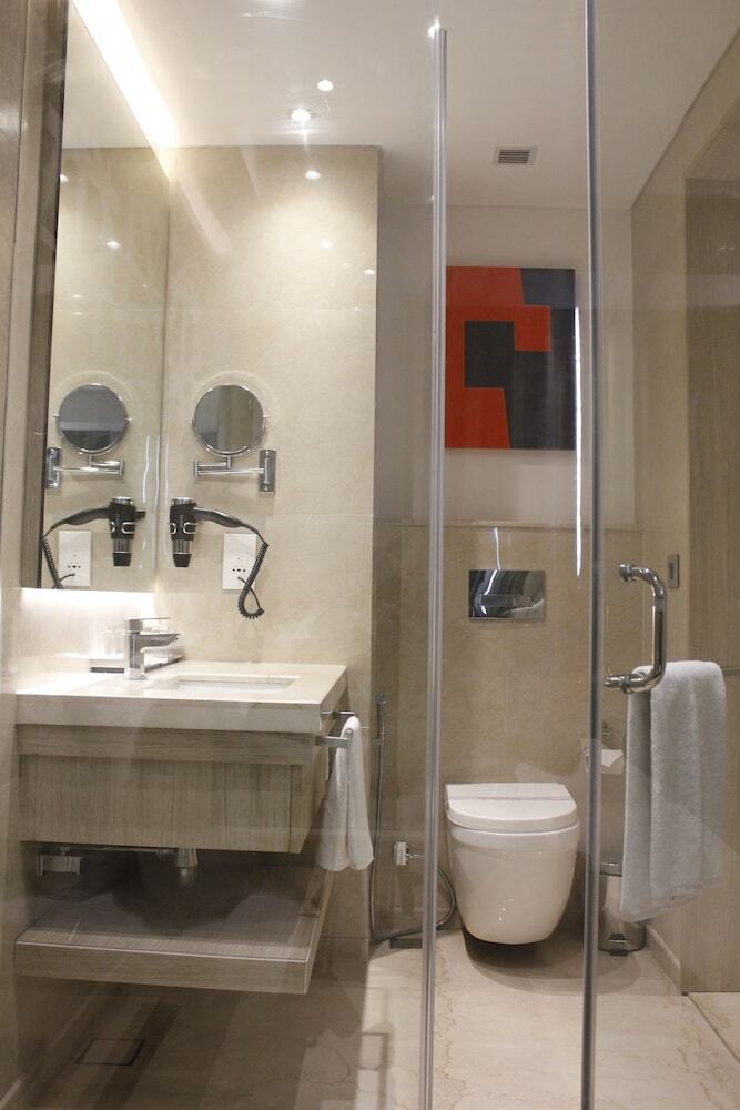 Hotel Swati Deluxe