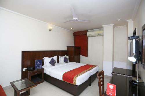 Hotel Clark Heights