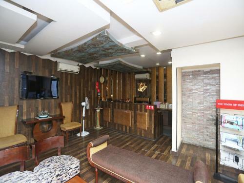 Hotel Clark Heights
