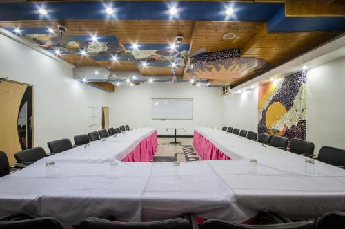 Hotel Suncourt Yatri