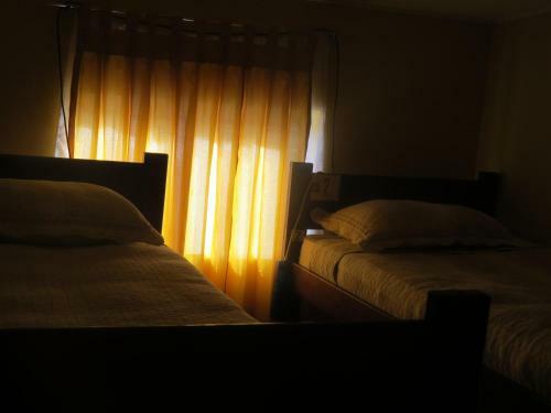 Hostal Alabalti