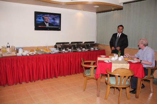Hostal Quality Inn