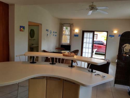 3 Springcourt Apartment