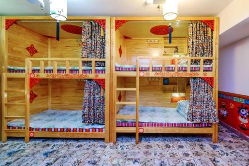 Chongqing Tibetan Culture Youth Hostel