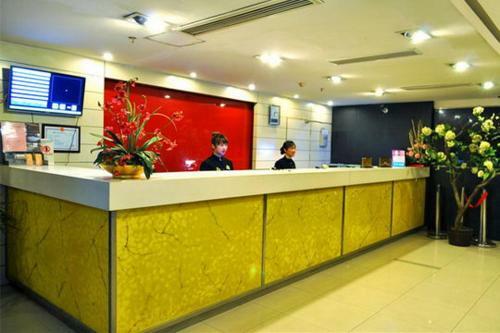 Hotel Motel Shanghai Sinan Road