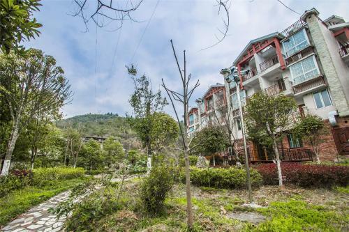 Zhangjiajia Hoilday Villa