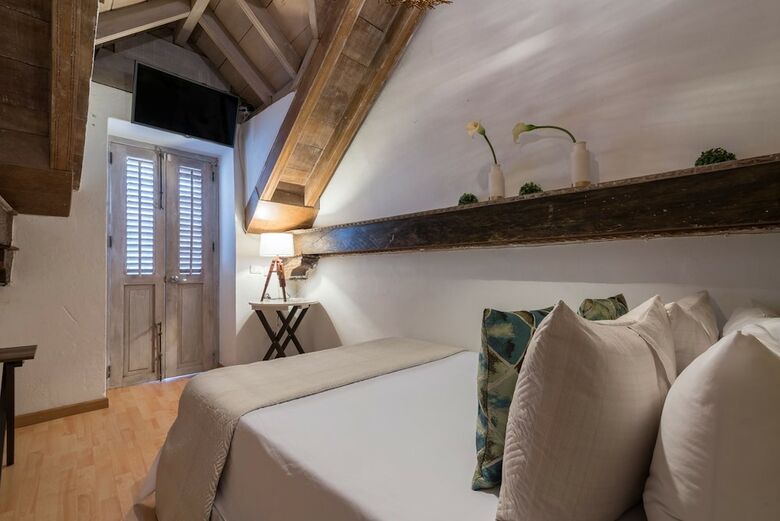 Bed & Breakfast Casa De La Tablada By Hmc