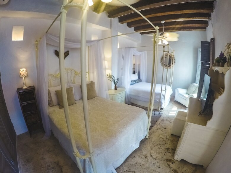 Bed & Breakfast Casa De La Tablada By Hmc
