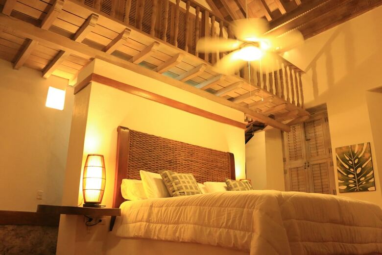 Bed & Breakfast Casa De La Tablada By Hmc
