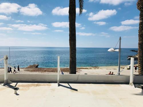Meltemi Holiday Apartments