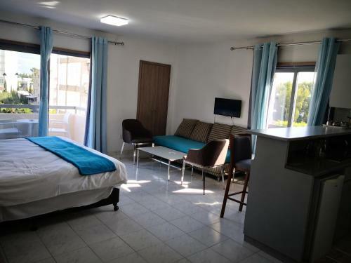 Lobelia Apartments