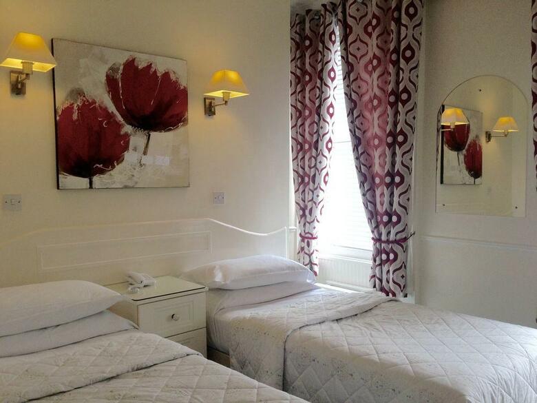 Dergvale Hotel