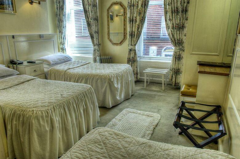 Dergvale Hotel