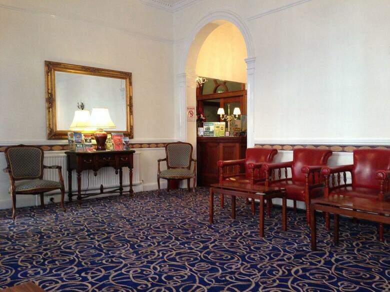 Dergvale Hotel