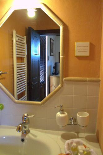 Bed & Breakfast Airone Country House