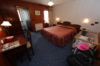 Hotel Santa San