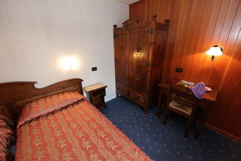 Hotel Santa San