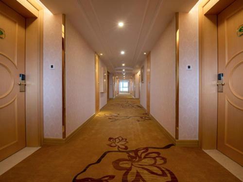 Vienna International Hotel Shenzhen Qianhai