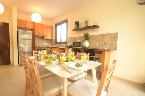 Kapparis Beach Villa 2