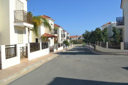Kapparis Beach Villa 2