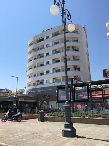 Alex Beach Apartment 51