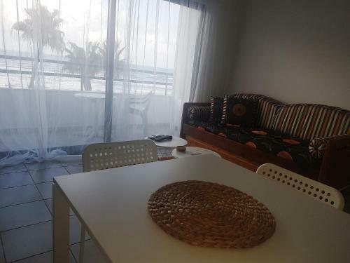 Krasas Beach Apartments