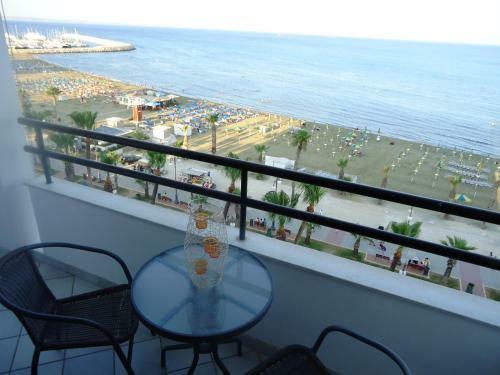 Krasas Beach Apartments