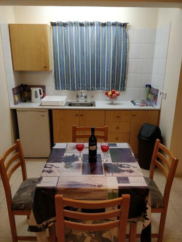 Demetris Apartments
