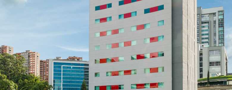 Hotel Hampton By Hilton Medellin