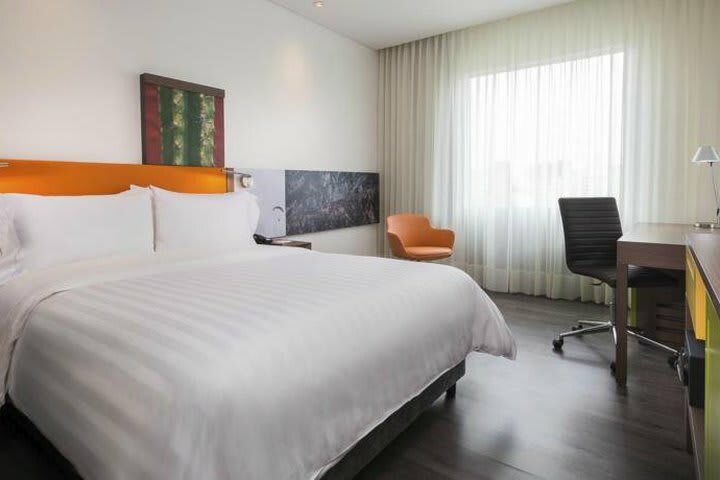 Hotel Hampton By Hilton Medellin