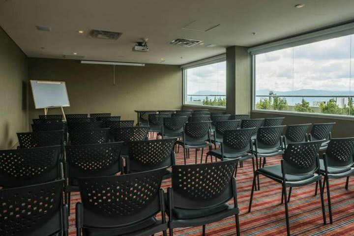 Hotel Hampton By Hilton Medellin