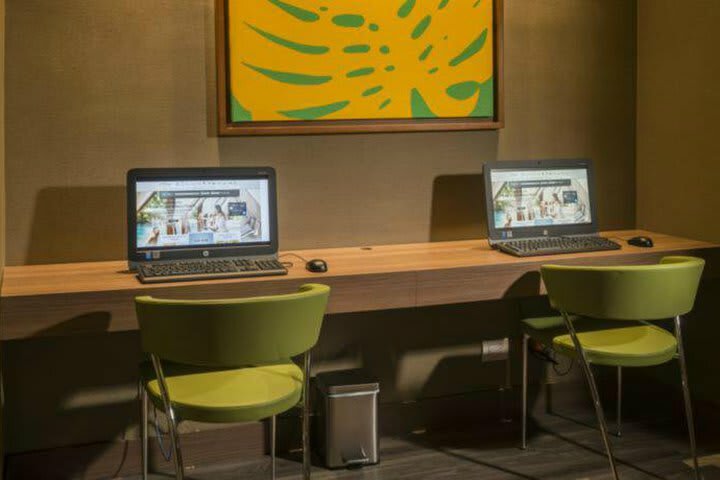 Hotel Hampton By Hilton Medellin