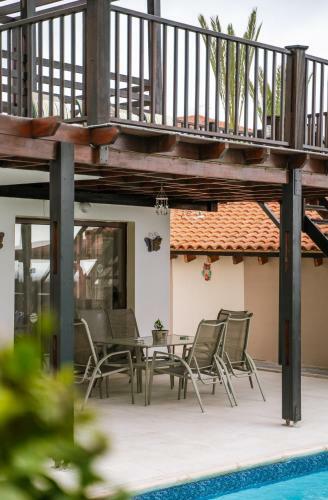 Zebrina Villas