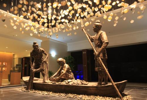 Sanya Jing Run Pearl Theme Hotel