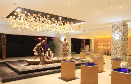 Sanya Jing Run Pearl Theme Hotel