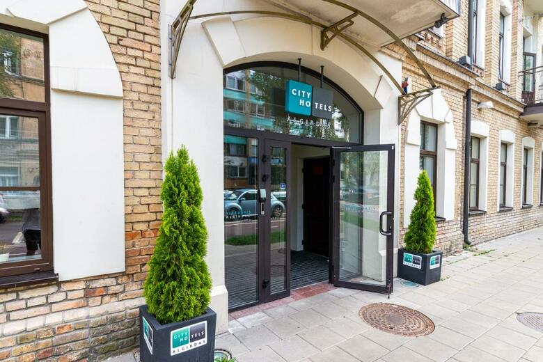 Algirdas City Hotels
