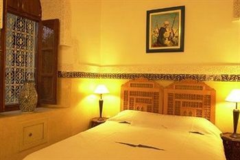 Albergue Riad Dar Al Kounouz