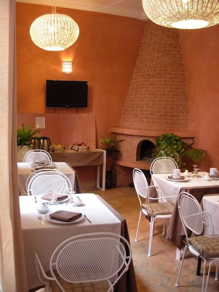 Albergue Riad Aderbaz