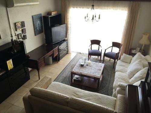 Sandy Beach House 14