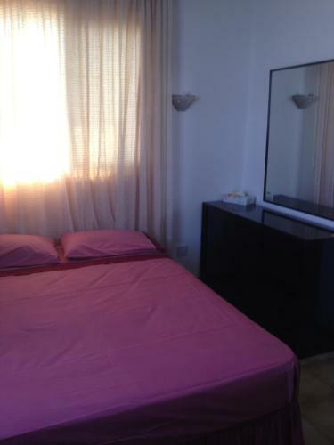 Sandy Beach House 14