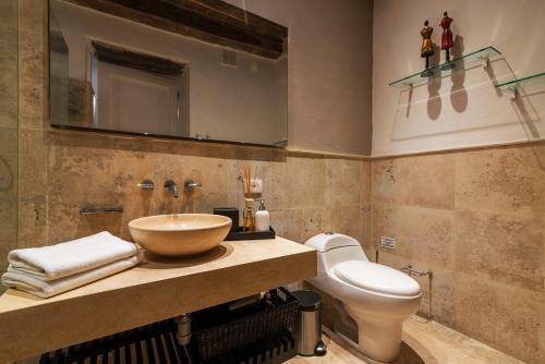 The Epica House Luxury Hotel