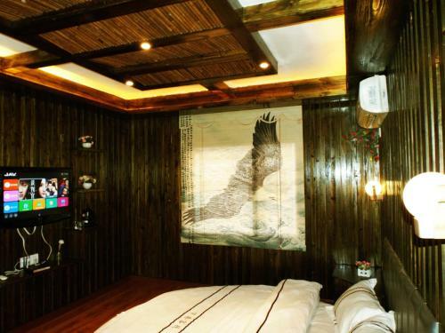 Narrow Alley Hostel