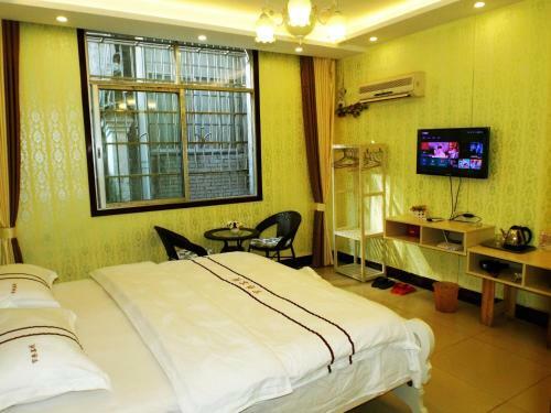 Narrow Alley Hostel