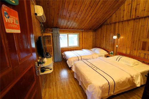 Narrow Alley Hostel