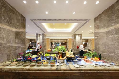Fuzhou Lakeside Hotel