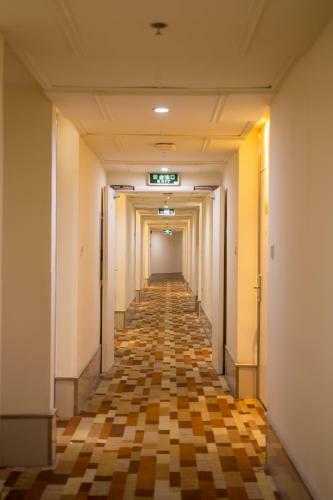 Hotel Motel Shanghai Xintiandi Xujiahui Road