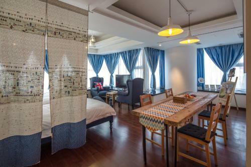 Chengdu Memory Space Apartment Taiguli Branch